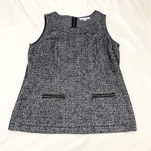 CABI Women’s Black and White Sleeveless Tank with Zipper Pockets Size Medium